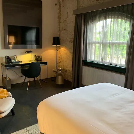 Onderwijshotel De Rooi Pannen Отель