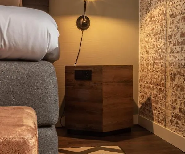 Onderwijshotel De Rooi Pannen 4* Bréda