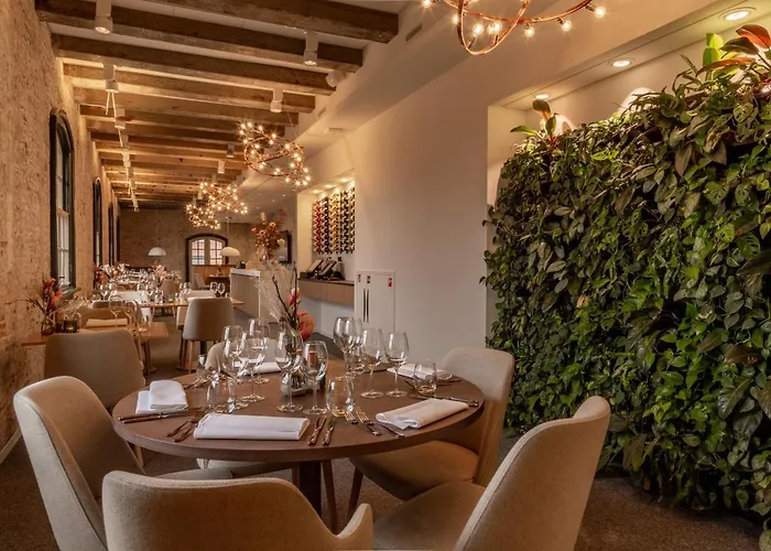 Onderwijshotel De Rooi Pannen Bréda