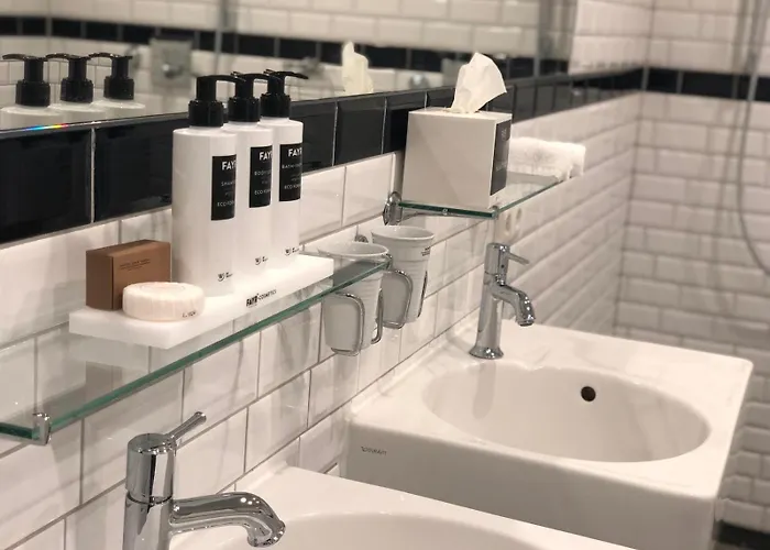 Hotell Onderwijshotel De Rooi Pannen Breda