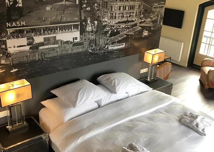 Hotel Onderwijshotel De Rooi Pannen Bréda