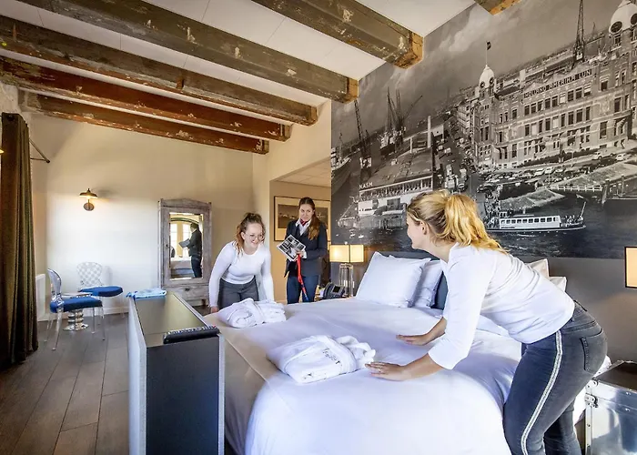 Hotel Onderwijshotel De Rooi Pannen