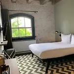 Onderwijshotel De Rooi Pannen